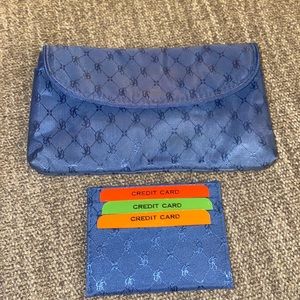 Wallet with change purse and 6 credit card slots